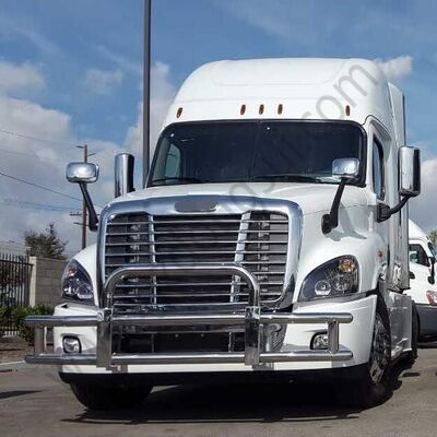 304 Нержавеющая сталь грузовик олень охранник 230 * 65 * 30 см с легкой установкой для полугрузовиков