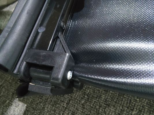 Крышка кровати Хилукс Навара трифолд, складывая Тоннеау покрывает материалы ПВК
