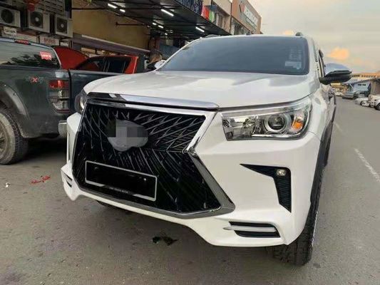 Гриль переднего бампера автомобиля изготовителя OEM оптовый автоматический для обновления Lexus Тойота Hilux Rocco