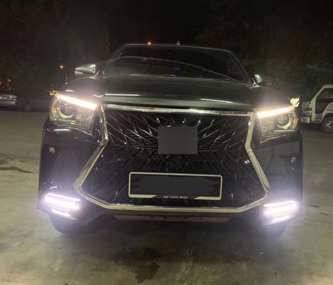 Автомобиля подтяжки лица 4x4 Fortuner Lexus ABS гриль пластикового передний