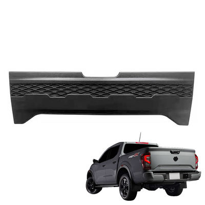 Крышка панели отделки Tailgate задней двери наполнителя кровати приемистости Nissan Navara Np300