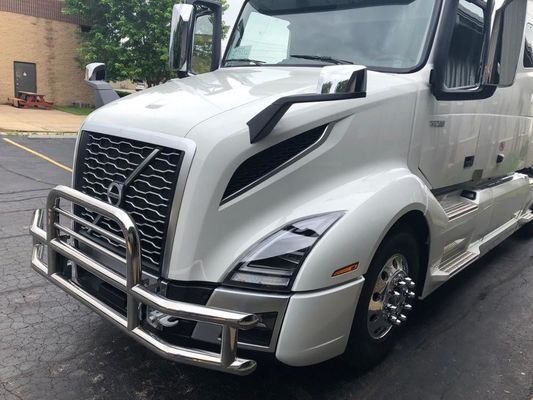 Dongsui Factory Tough Североамериканская фабрика оригинальная цена Новый стиль Semi Truck Bumper Deer Guards для грузового лайнера Cascadia For Volvo International Prostar Kenworth Peterbilt Mack Pinnacle