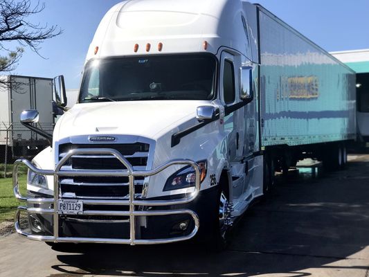 Предохранитель оленей тележки OEM полируя зашкурить для Freightliner Cascadia